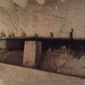 Renovierung des Fußbodens im Erdgeschoß eines Altbau mit Gewölbekeller Isolierung