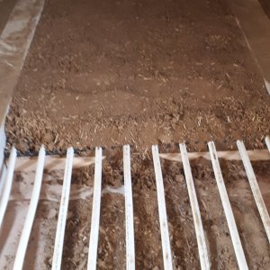 Fußbodentemperierung in Lehm für Holzböden in Bädern (2)